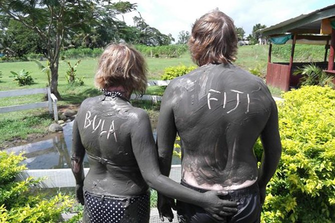 16 Lines Zipline, Cave and Mud Spa Combo Tour with Lunch in Fiji - Lunch at the zipline course