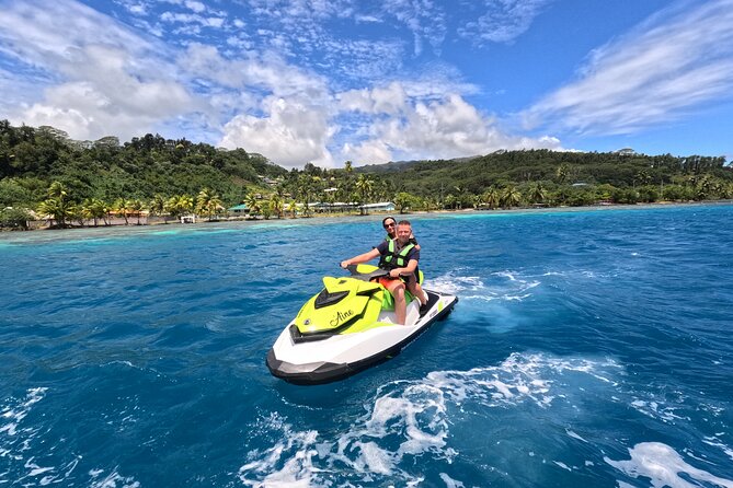 2h Express Adventure by JET SKI in Raiatea - Sacred Island - Tehurui Bay and Mount Temehani views