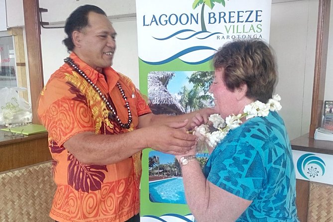 3-Hour Rarotonga Island Discovery Tour - What the guides add to the morning