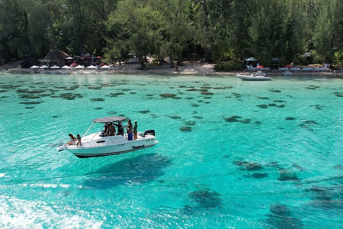 6 Hour Private Boat Activity with Snorkeling & Lunch - Fruit, drinks, and a proper waterfront lunch