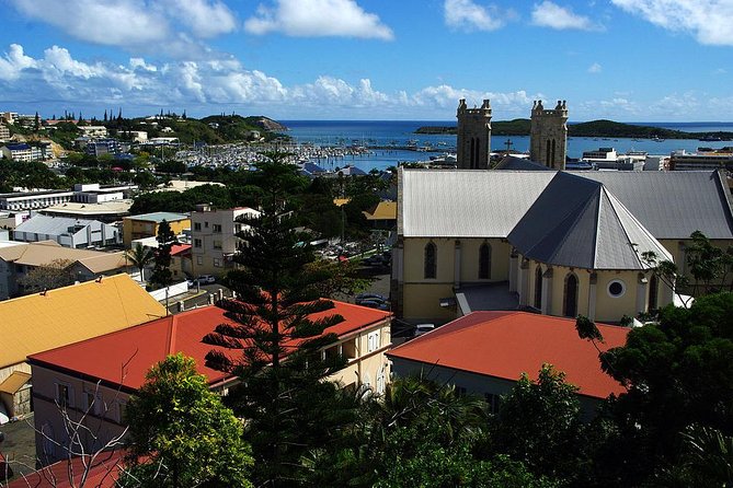 Airport Transfer: La Tontouta International Airport to Noumea - What the shared shuttle ride is really like