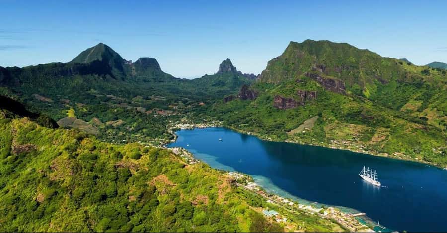 Albert Tours Excursion Safari - Moorea Safari tours&pick up - Following Moorea’s Pineapple Route