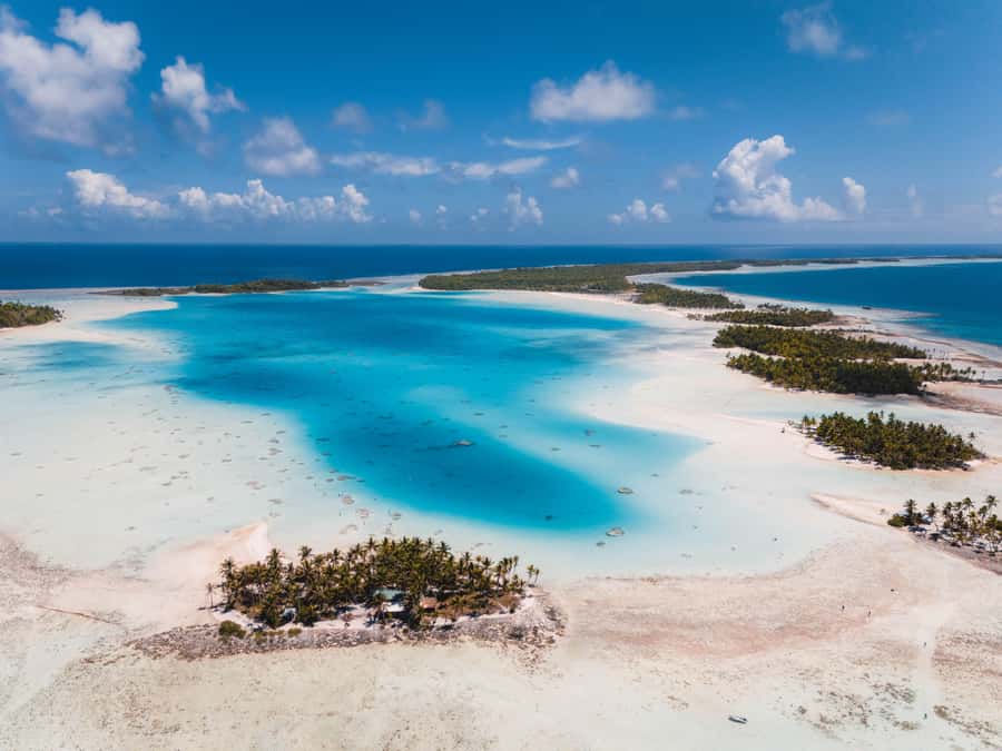 Blue Lagoon Eco-Tour, Avatoru Pass Snorkeling, Secret Green Lagoon - A slow hour on the Blue Lagoon motu