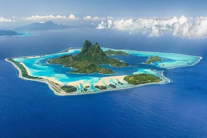 Bora Bora 30-minute Private Flight in a Light Aircraft - The 30-minute route around the reef