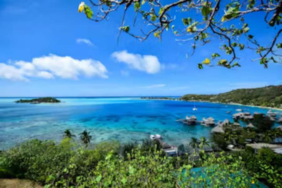 Bora Bora: 4WD History & Culture Tour - Starting from Matira or Vaitape