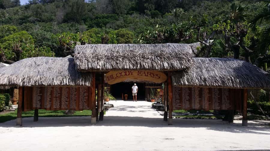 Bora Bora Adventure Day: 4X4 and Jet Ski with Lunch - The 4x4 ride around Bora Bora’s volcanic core