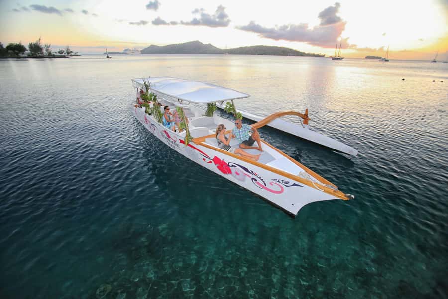 Bora Bora: Combo Sunset Cruise & Romantic Dinner at St James - A sunset start on Bora Bora’s lagoon