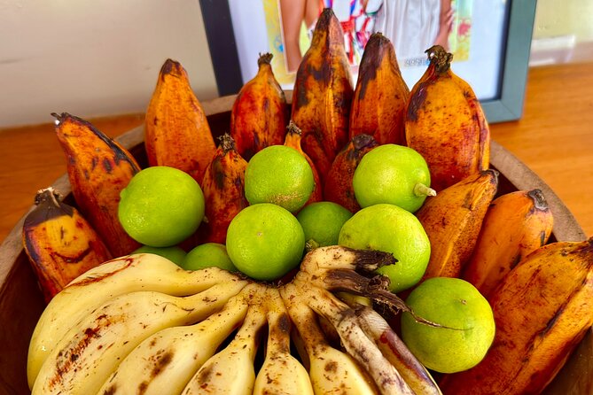 Bora Bora Gourmet Odyssey - Food Tour - Fresh fruit, taro bread, and Polynesian table traditions