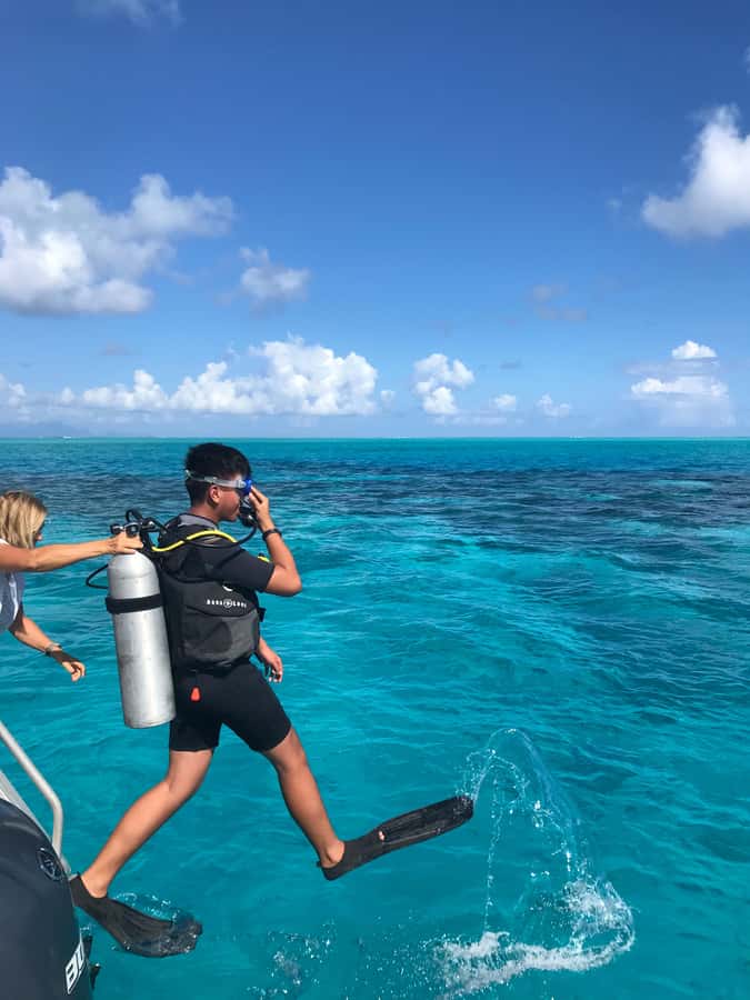Bora Bora: Introductory Dive - The first lesson: equipment, breathing, and staying calm