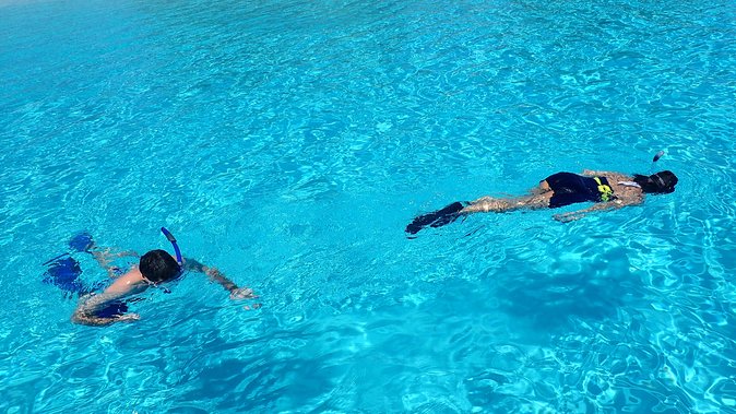 Bora Bora: Luxury Private Half Day Snorkeling Tour - The Four Winns 220 and the private format