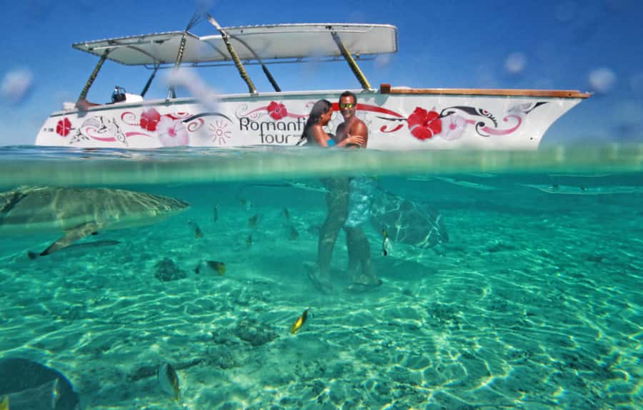 Bora Bora Luxury Tour and Beach Picnic - The guide can shape the whole day