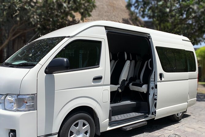 CFC Approved Private Airport Transfer - Nadi Airport to Denarau - The driver experience and local orientation