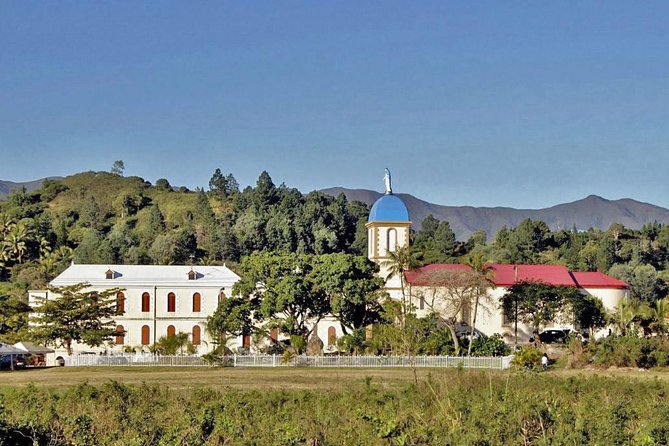Country Tour (2h30) included Tjibaou Cultural Center & Church - The Tjibaou Cultural Center in 45 minutes