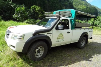 Crossing Over Tahiti Island Safari 4×4
