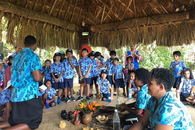 Cultural Day Tour - Bure Ni Kalou and Bure Ni Turaga