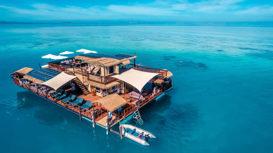 Denarau: Seventh Heaven Floating Bar Day Trip - Swimming, Snorkeling, and Kayaking in Clear Water