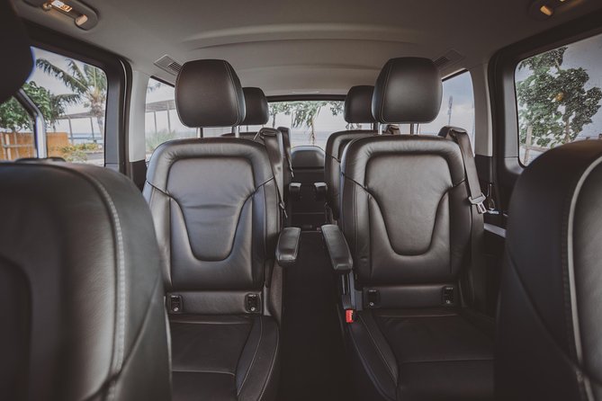 Domestic private transfer, arrival departure, airport hotel cruise rental - Leaving Papeete for a flight, ferry, or cruise