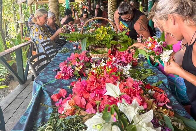 Ei Making Classes in Rarotonga - A drink and a garden setting