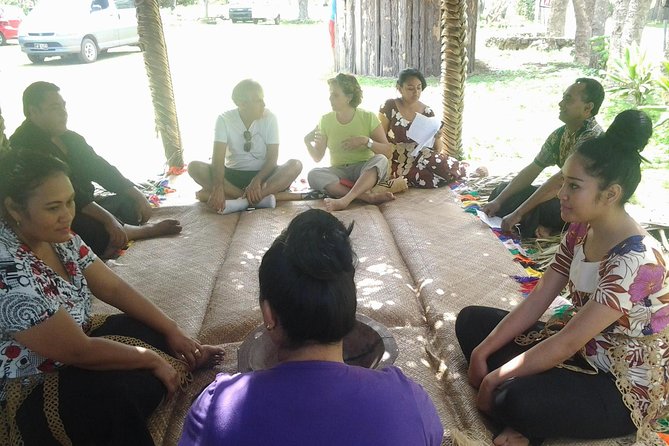 Exclusive Tour of Tongatapu - Pigs at Navutoka and flying foxes at Kolovai