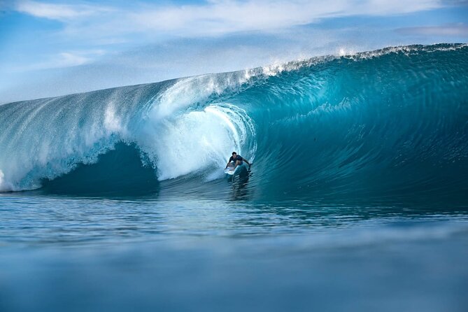 Excursion to discover the authentic Tahiti Peninsula 4:00 - The Teahupo’o wave area