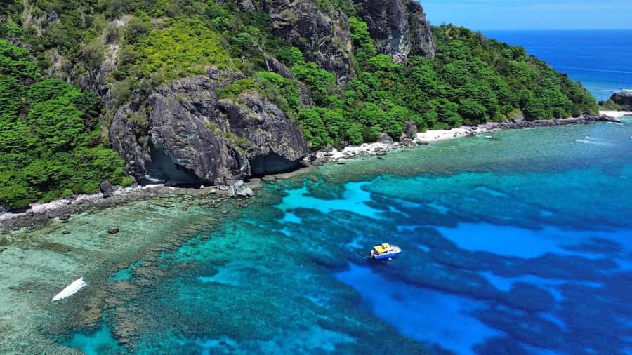 Fiji: Authentic Fijian Day Cruise by Boat - A full day across Fiji’s Mamanuca Islands