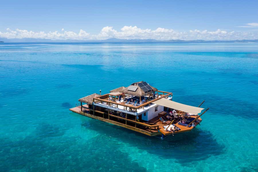 Fiji: Cloud 9 Floating Bar and Pizzeria Day Trip - Swimming, snorkeling, and the upper-level jump