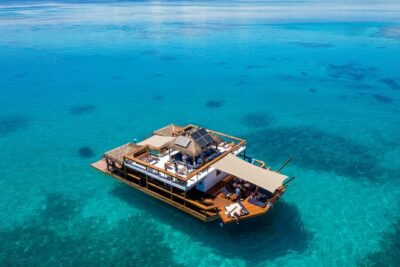 Day Trip to Cloud 9 Floating Platform Including Food and Beverages