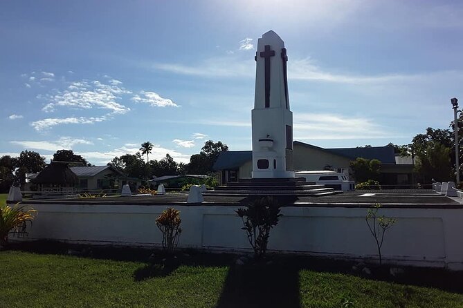Fiji Local Village, Market, Temple & Garden of Sleeping Giant with Mud Pool Tour - Sabeto Mud Pool and Hot Springs