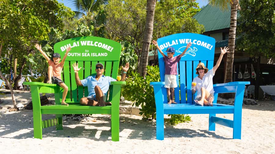 Fiji: South Sea Island Combo Half Day Trip Lunch & Drinks - Coral viewing and fish feeding for children