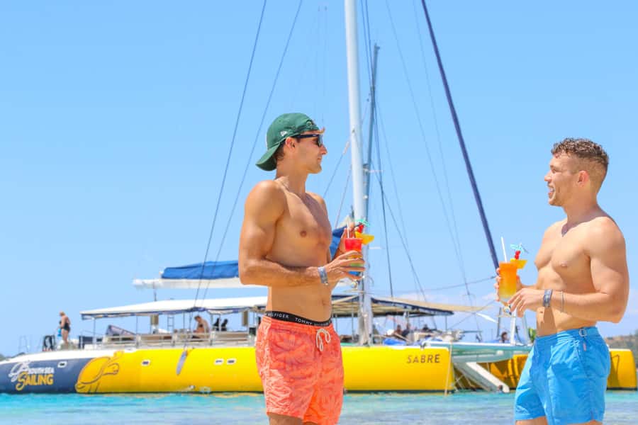 Fiji: South Sea Sailing Experience with Lunch & Drinks - Comfort, space, and the practical feel of Sabre
