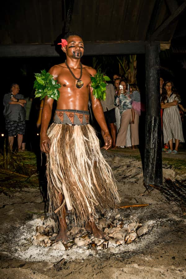 Fiji: Sunset Cruise with Dinner and Fire Show - Who will enjoy this Fiji evening?