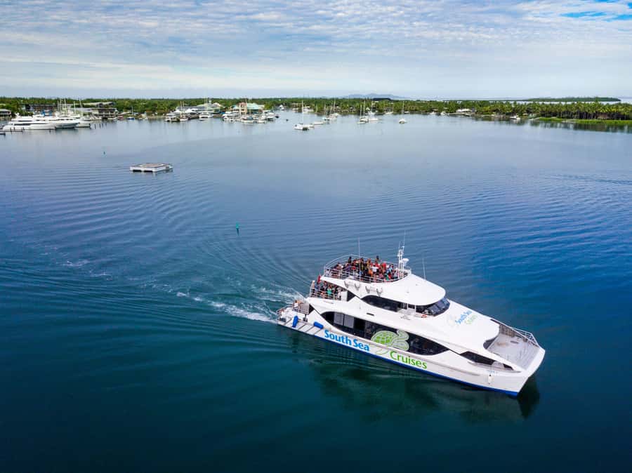 Fiji: Yasawa Islands Explorer Cruise with Lunch - Lunch, drinks, and the long day onboard
