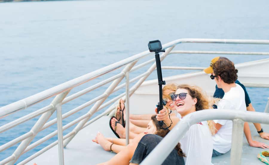 Fiji: Yasawa Islands Explorer Cruise with Lunch - Who should book the Yasawa Flyer?
