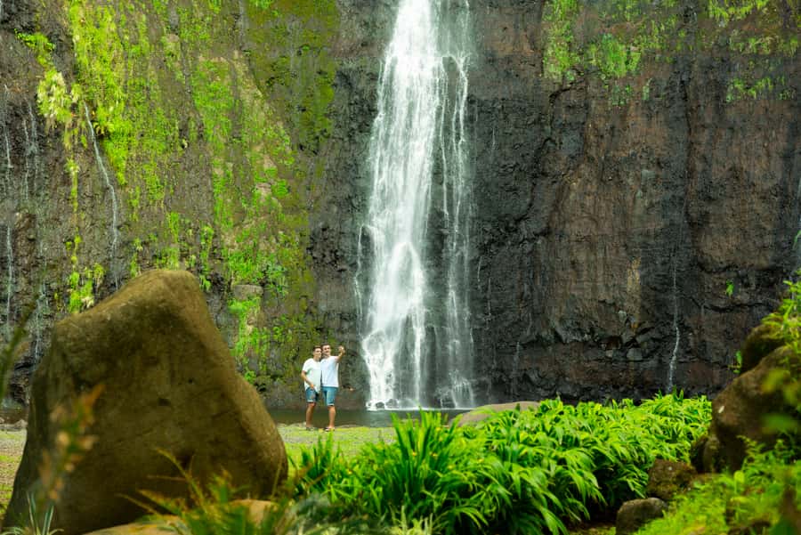 From Papeete: Tahiti Highlights Full-Day Private Tour - Lunch comes with lagoon views, not a free meal
