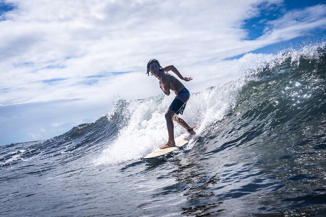 Group Guided Surfing Lesson in Tahiti - What to bring and how to prepare