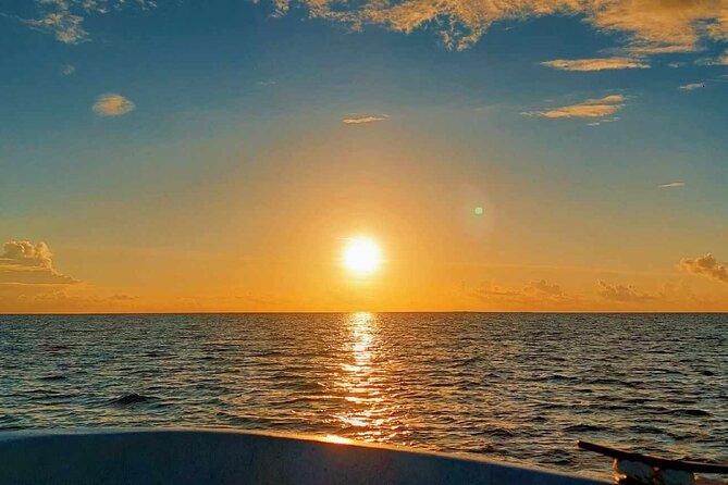 Guided sunset cruise on Raiatea Lagoon - A small boat setting, not a packed excursion