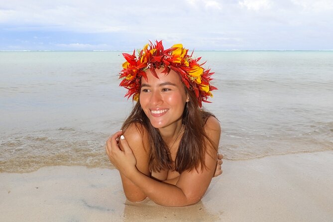 Half-Day Muri Lagoon BBQ Lunch Cruise including Snorkeling - Coconut, pareu, music, and plenty of audience participation