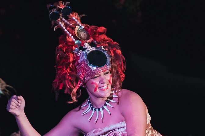 Island Show Fiafia Night @ Le Manumea Hotel - The fire knife finale