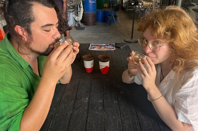 Kava Factory Tour and Flavored Kava Tasting Experience - A stop at the local kava market