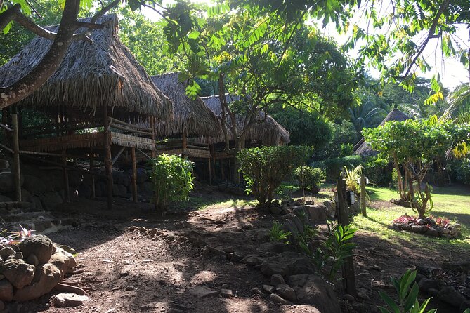 Land and Sea cultural tour to discover traditions, heritage and the lagoon - Who gets the most value from this Moorea outing