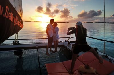LUXURY Catamaran Bora Bora : The Sunset Escape