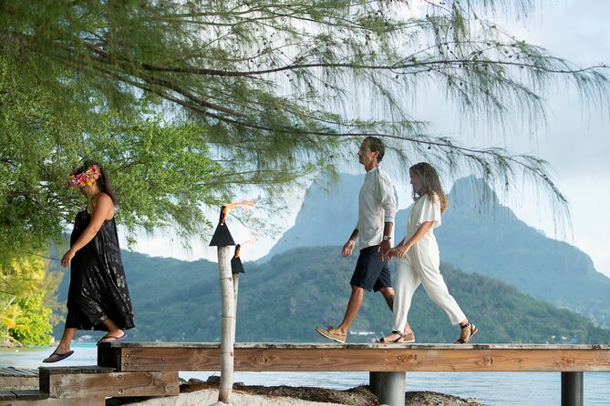 Luxury Private Sunset Cruise and Motu Dinner in Bora-Bora - A sunset cruise with no crowd to manage