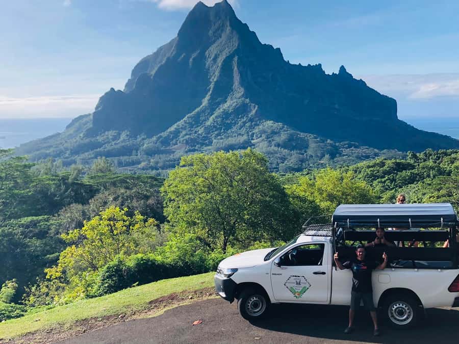Moorea:4X4 safari excursion between land and sea with lunch - At a glance