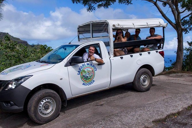 Moorea citycoco tour: The most beautiful beaches! - Toatea Lookout closes the scenic loop