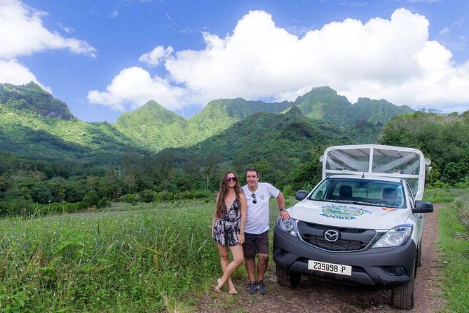 Moorea Cruise Ships: 4x4, Belvedere, Pineapple, & Magic Mountain - Manutea Tahiti and island-made tastings