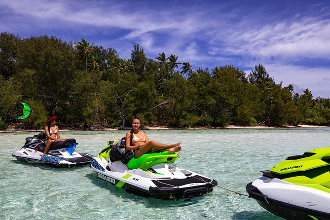 Moorea Explorer Jet Ski tour - Cook’s Bay, Moorea’s famous mountain setting