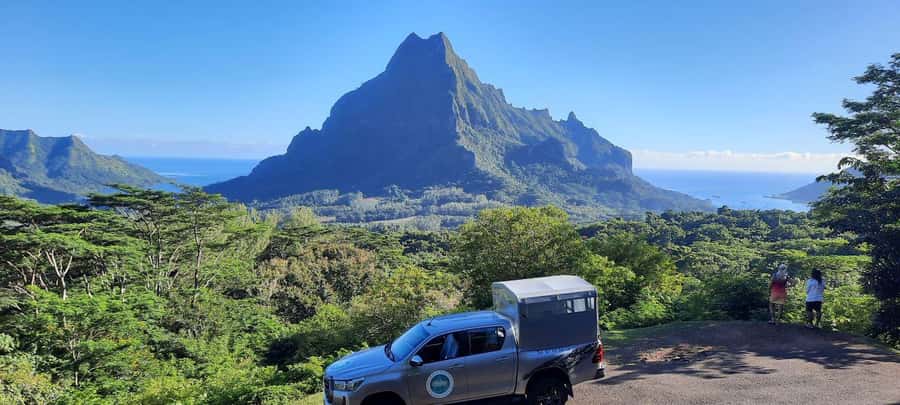 Moorea : Safari Nature and Culture Tour with local guide - Cook’s Bay connects Moorea to early navigation