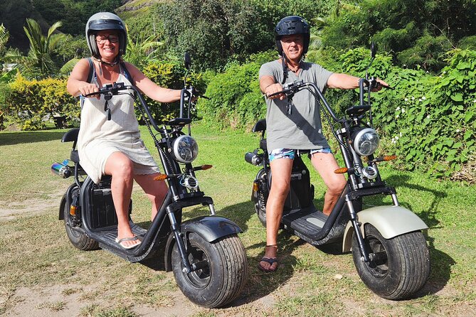 Moorea tour in electric citycoco (in autonomy) - Magic Mountain Overlook and Opunohu Bay