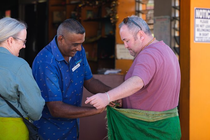 Nadi Heritage Tour - The temple’s painted Hindu traditions