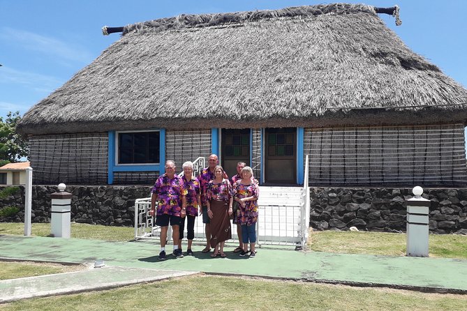 Nadi Sightseeing Including Viseisei Lookout, Village Tour, Garden & Temple Tour - Starting with produce at Namaka Market